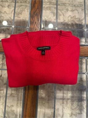 Banana Republic Women’s Red Crewneck Sweater